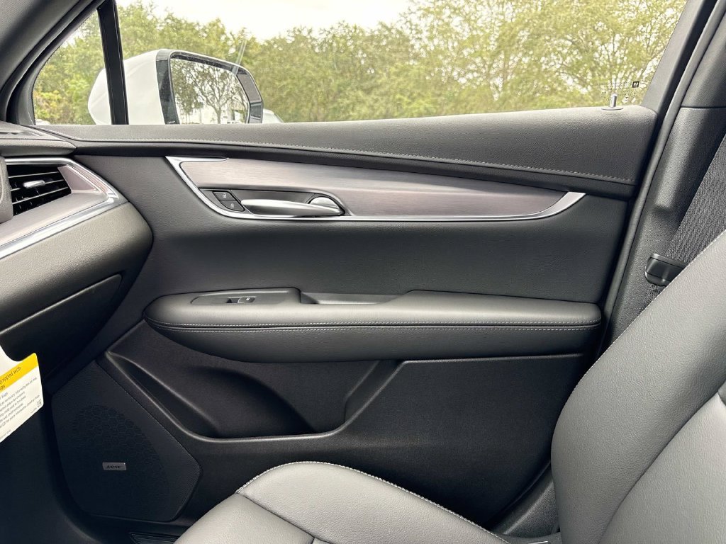 New 2026 Cadillac XT5 Luxury AWD/4WD image 23