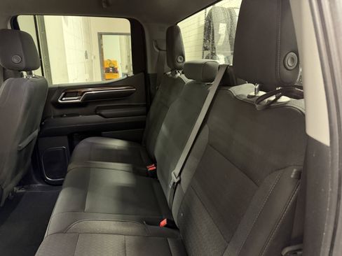 Used 2025 Chevrolet Silverado 1500 LT w/ Work Truck Package AWD/4WD image 29