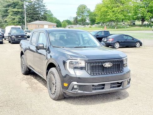 New 2025 Ford Maverick Lobo image 3