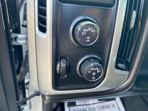 Used 2018 GMC Sierra 1500 SLT w/ SLT Premium Package AWD/4WD image 13