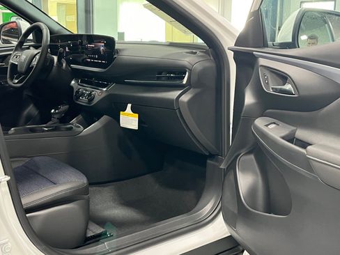 New 2025 Buick Envista Preferred w/ Convenience I Package image 9