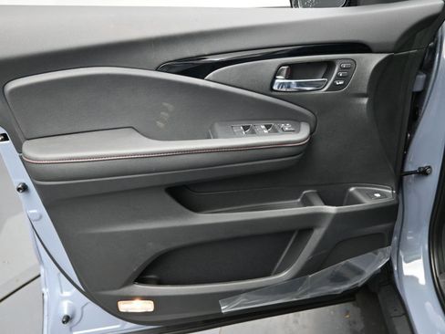 New 2026 Honda Ridgeline Black Edition image 22