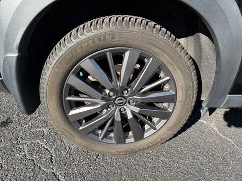 Used 2022 Nissan Pathfinder SL w/ SL Premium Package image 30