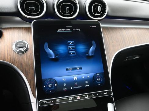 New 2025 Mercedes-Benz C 300 4MATIC Sedan image 15