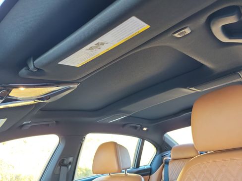 Used 2017 BMW 750i xDrive image 15