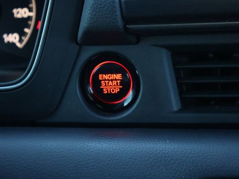 Certified 2024 Honda Pilot TrailSport image 27