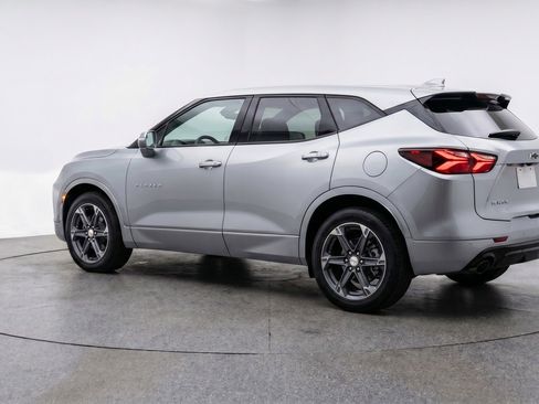 Used 2025 Chevrolet Blazer LT FWD image 6