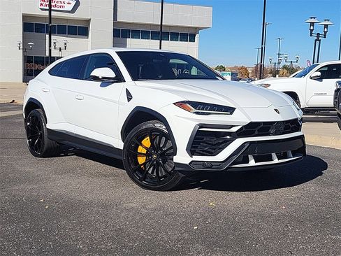 Used 2019 Lamborghini Urus image 3