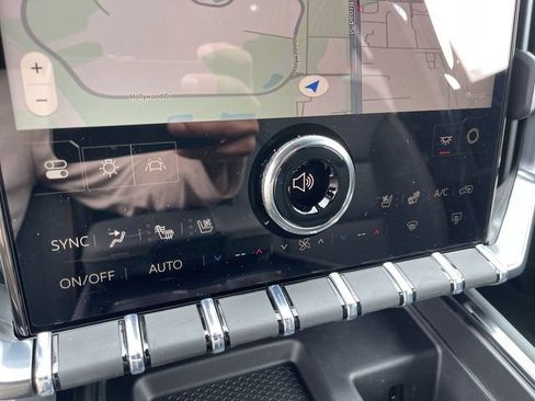 New 2026 GMC Acadia AT4 w/ Luxury Package AWD/4WD image 19