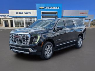 New 2026 GMC Yukon XL Denali video 2