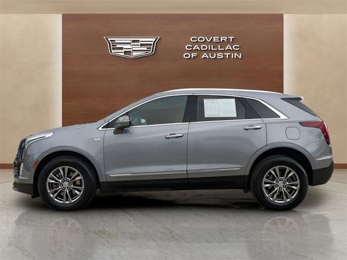 Used 2023 Cadillac XT5 Premium Luxury image 2