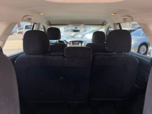 Used 2014 Nissan Pathfinder SV image 26