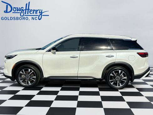 Used 2023 INFINITI QX60 Luxe w/ Cargo Package AWD/4WD image 2