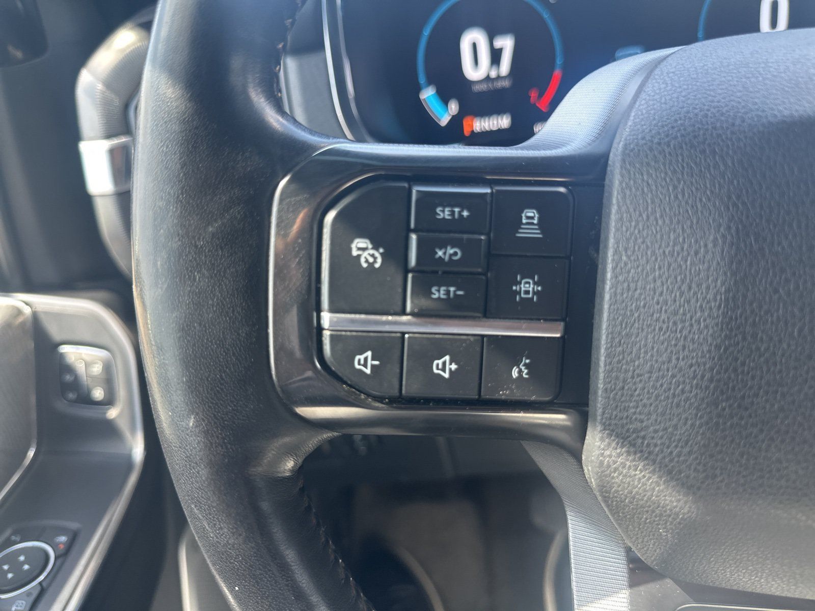 Used 2021 Ford F150 Platinum w/ Equipment Group 701A High AWD/4WD image 18