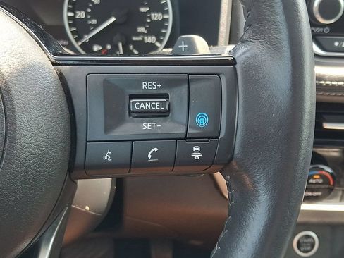 Used 2022 Nissan Rogue SV w/ SV Premium Package AWD/4WD image 23