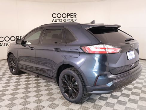 Used 2022 Ford Edge SE w/ Black Appearance Package AWD/4WD image 21
