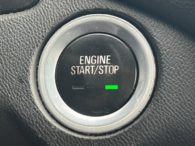 Used 2019 Chevrolet Equinox LT FWD image 17