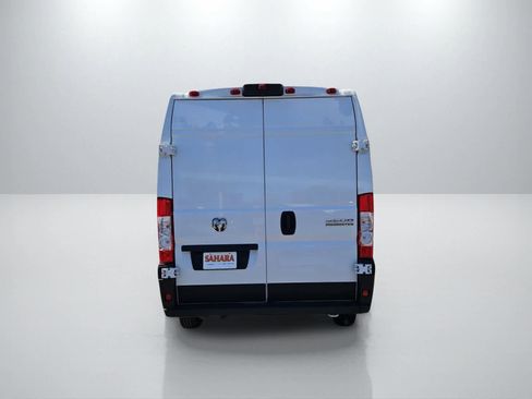 Used 2023 RAM ProMaster 2500 FWD image 10