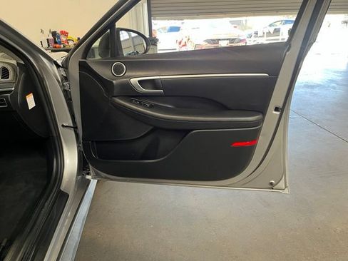 Used 2021 Hyundai Sonata Blue FWD image 13