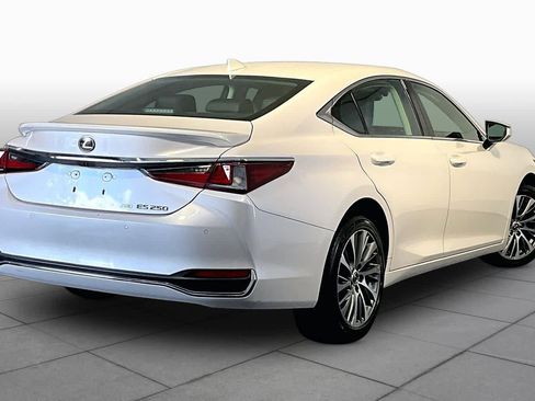Used 2021 Lexus ES 250 w/ Premium Package AWD/4WD image 13