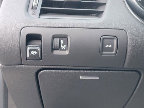 Used 2019 Chevrolet Impala LS image 19