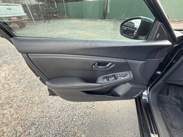 Used 2025 Nissan Sentra S FWD image 6
