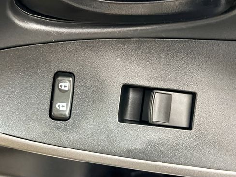 Used 2012 Toyota RAV4 4WD w/ Upgrade Value Pkg image 30