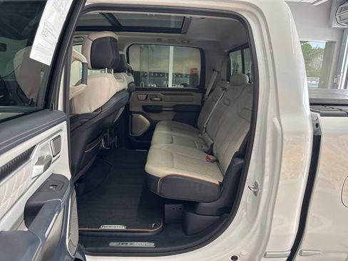 Used 2025 RAM 1500 Tungsten AWD/4WD image 27