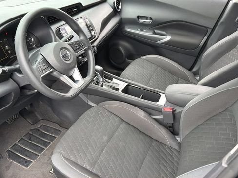 Used 2021 Nissan Kicks SV FWD image 29