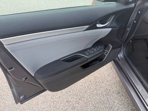 Used 2016 Honda Civic EX image 13