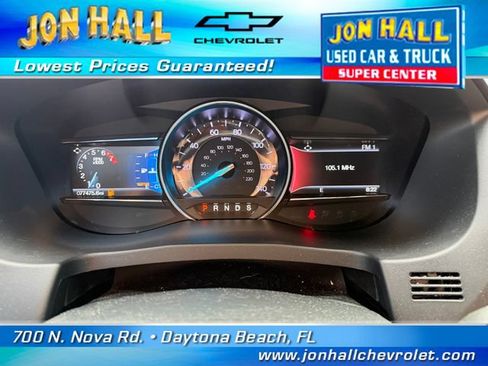 Used 2018 Ford Explorer XLT w/ Equipment Group 202A FWD image 19