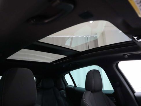 New 2025 Maserati Grecale GT image 18