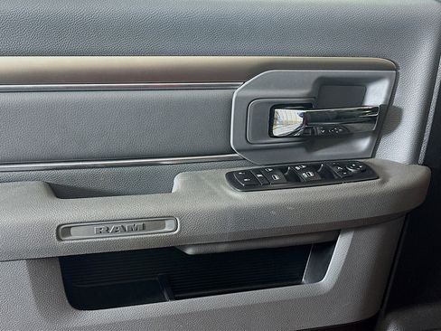 Used 2018 RAM 1500 Big Horn image 15