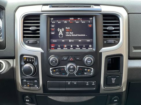 Used 2019 RAM 1500 Big Horn AWD/4WD image 16