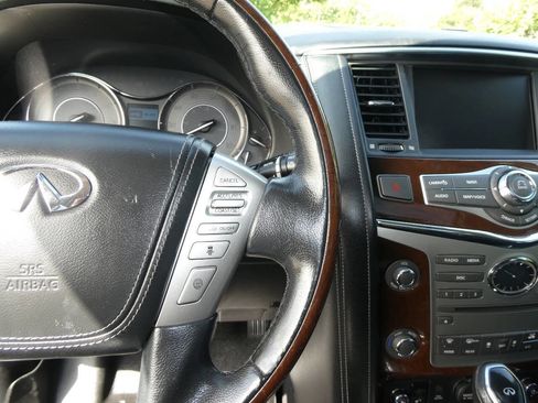 Used 2019 INFINITI QX80 Luxe w/ 22" Wheel Package AWD/4WD image 12