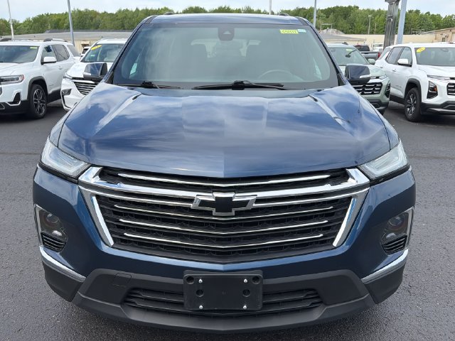 Used 2023 Chevrolet Traverse LT AWD/4WD image 9