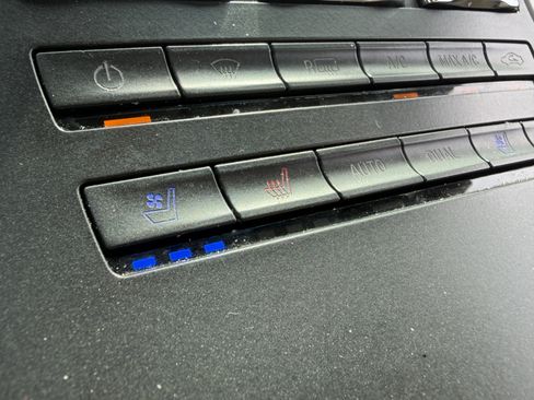 Used 2020 Lincoln Nautilus Reserve w/ Equipment Group 201A image 39