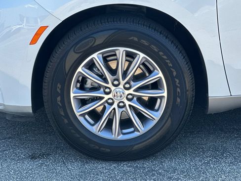 Certified 2023 Buick Enclave Essence FWD image 37