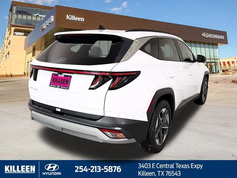Used 2025 Hyundai Tucson SEL FWD image 9