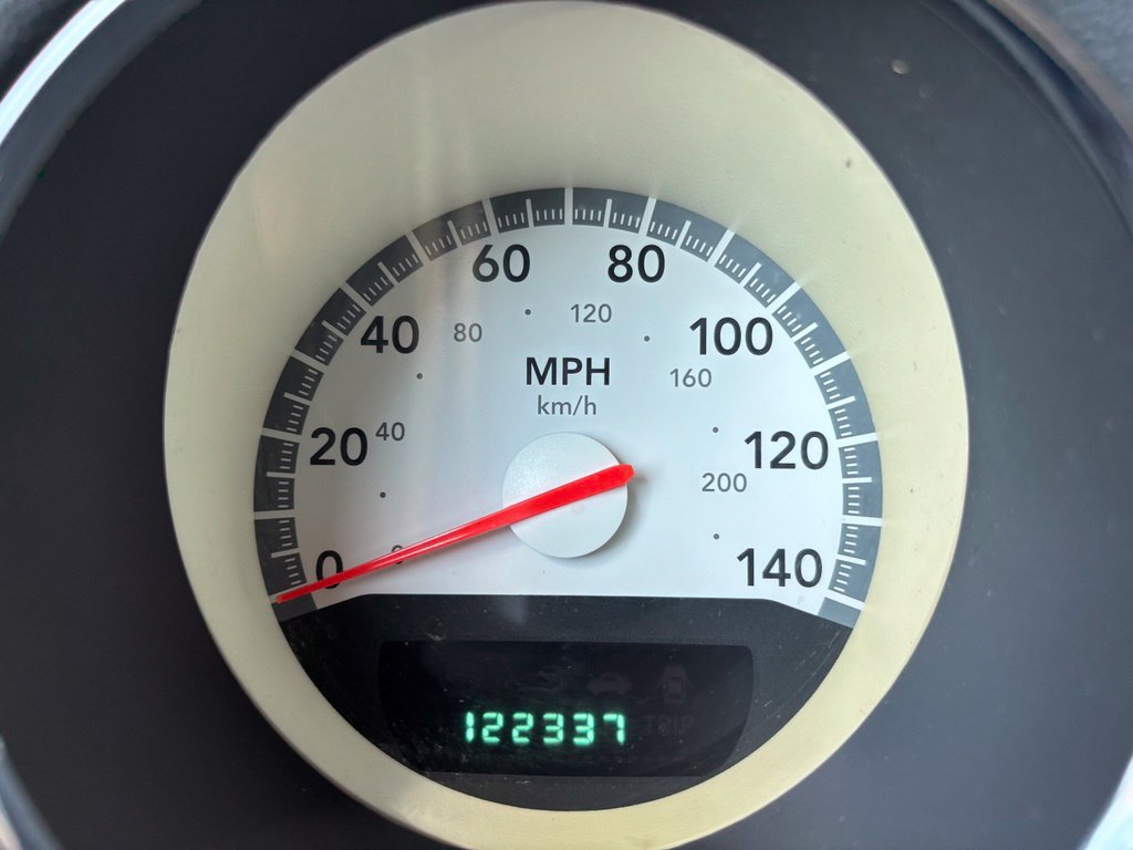 Used 2009 Dodge Charger SXT RWD image 40