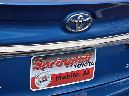 Used 2017 Toyota Camry XSE image 28