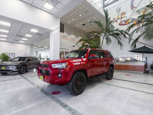 Certified 2022 Toyota Tacoma TRD Off-Road w/ Technology Package RWD image 37