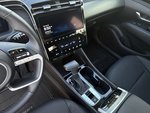 Certified 2024 Hyundai Tucson SEL w/ Convenience Package FWD image 31