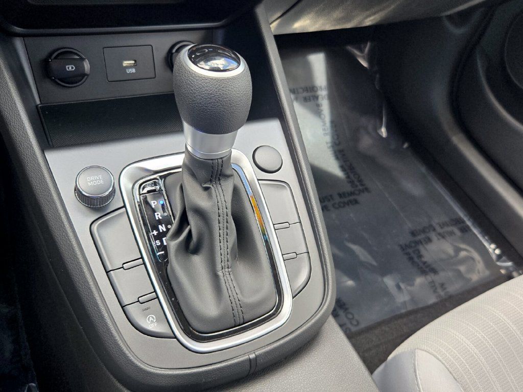 Used 2023 Hyundai Kona SEL FWD image 20