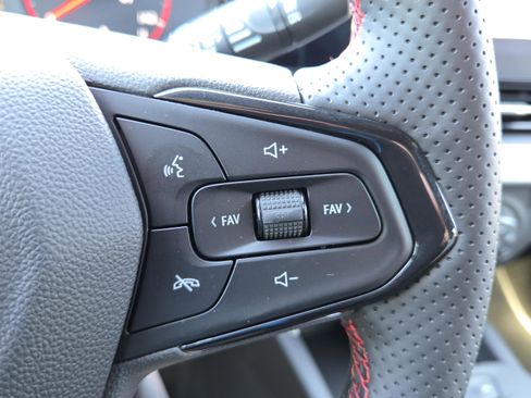 New 2026 Chevrolet Trax RS w/ Driver Confidence Package image 22