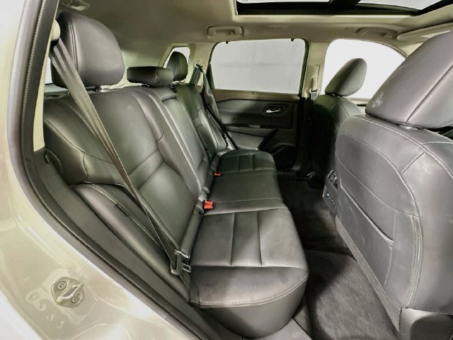 Used 2023 Nissan Rogue SL w/ SL Premium Package AWD/4WD image 29