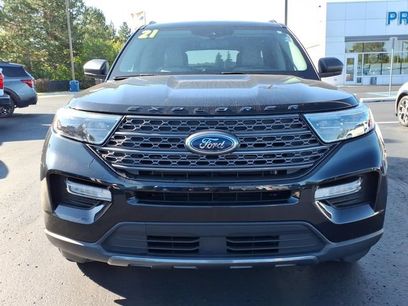 Certified 2021 Ford Explorer XLT w/ Equipment Group 202A