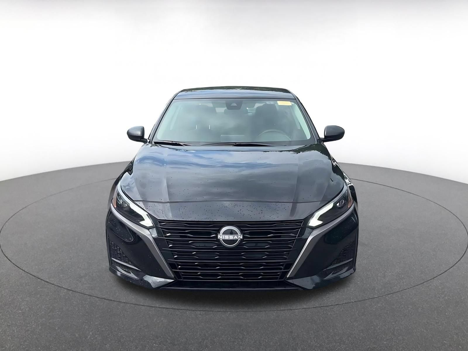 Used 2026 Nissan Altima 2.5 SV FWD image 3