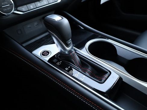 New 2025 Nissan Altima 2.5 SR w/ SR Premium Package image 21