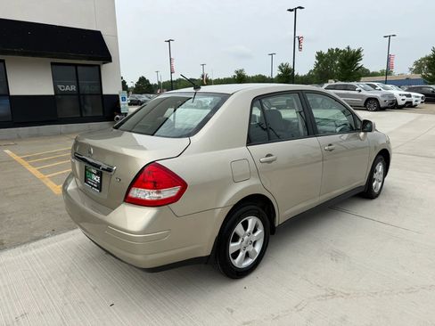 Used 2009 Nissan Versa Sedan w/ Convenience Pkg FWD image 14